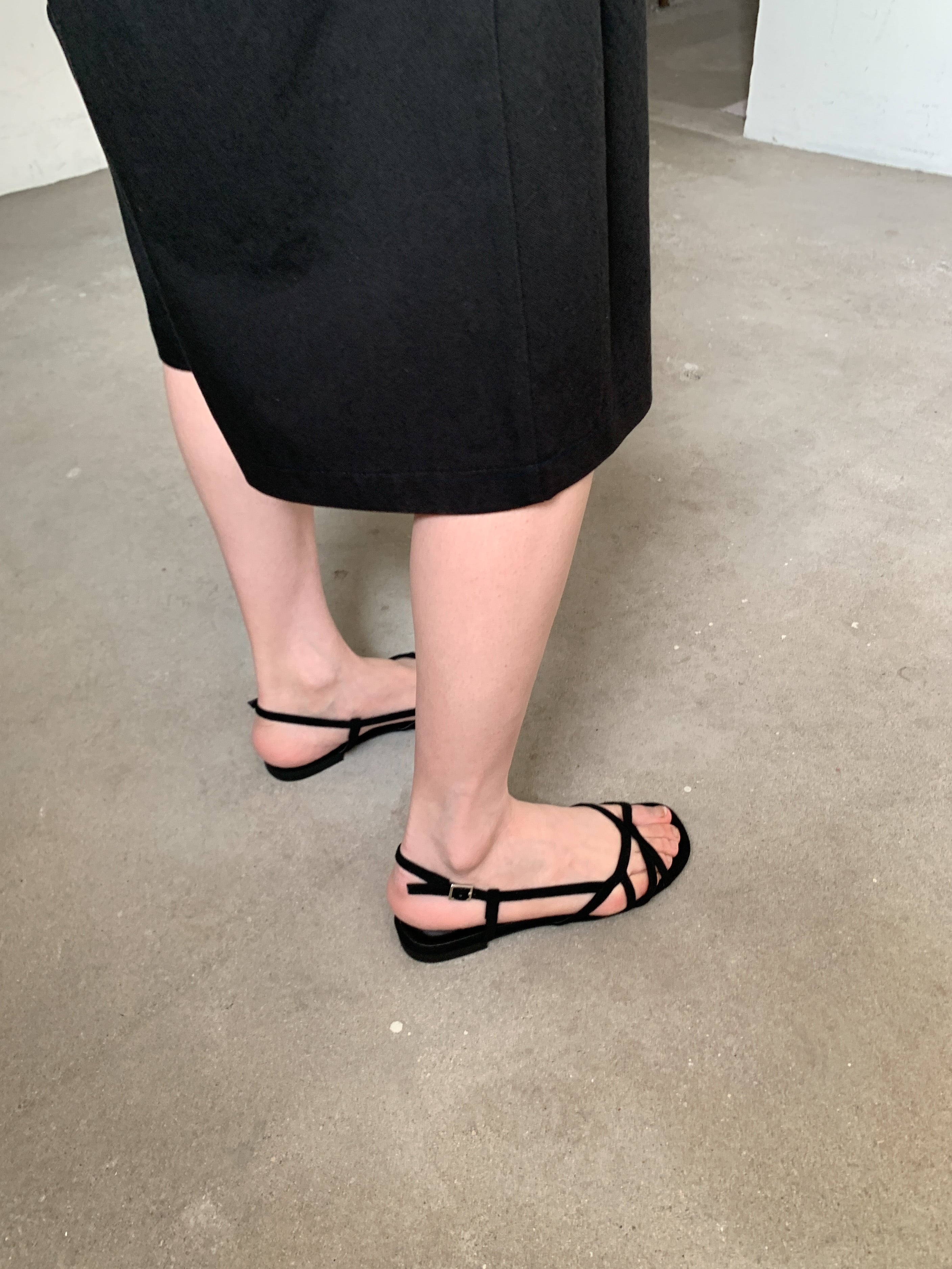 Nuance velvet line sandal