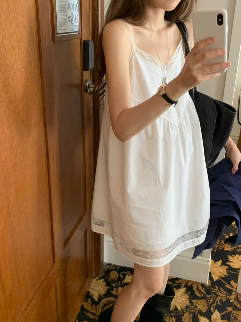 Mono v lace onepiece