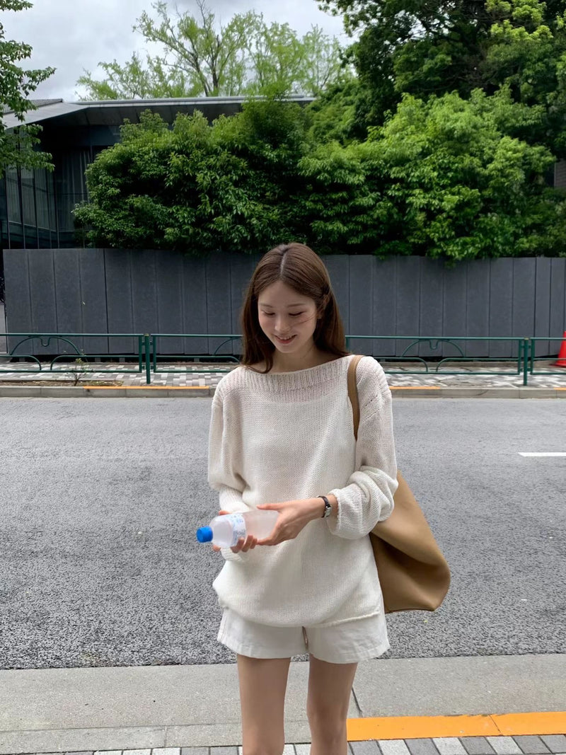 Loose boatneck knit