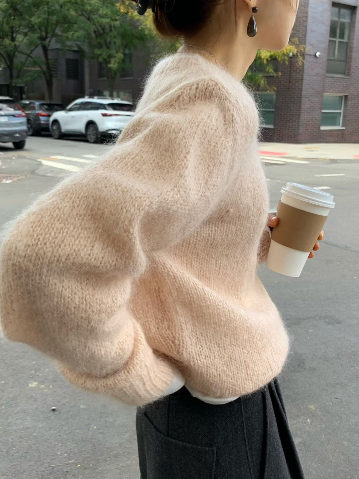 Roan mohair round knit