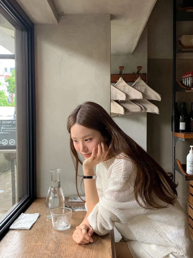 Loose boatneck knit