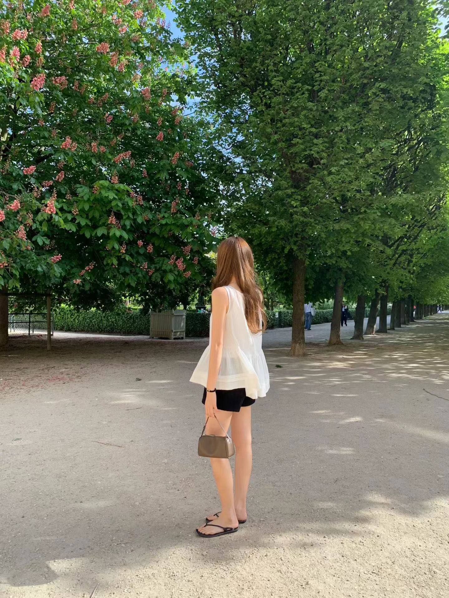 Pure shirring blouse