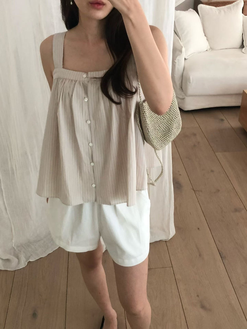 Pintuck flare stripe blouse