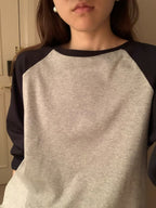 Of raglan tee