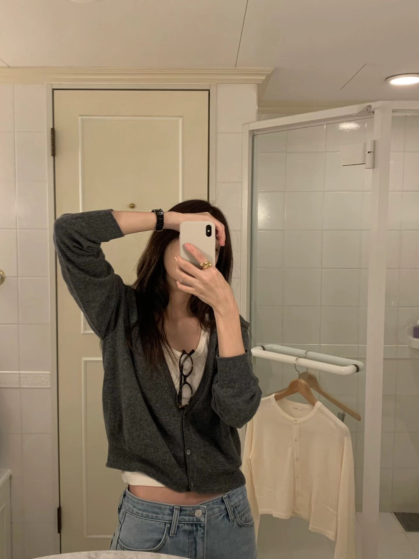 Mia deep v wholega cardigan