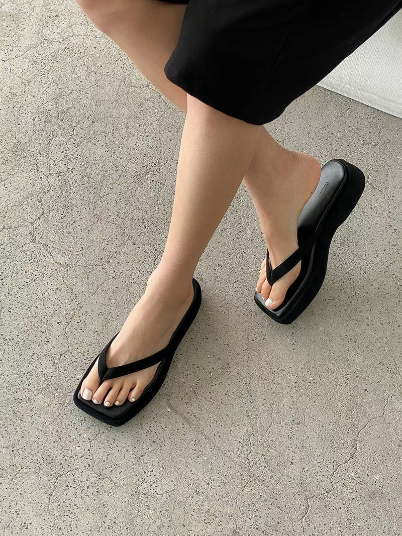 Mood square platform sandal