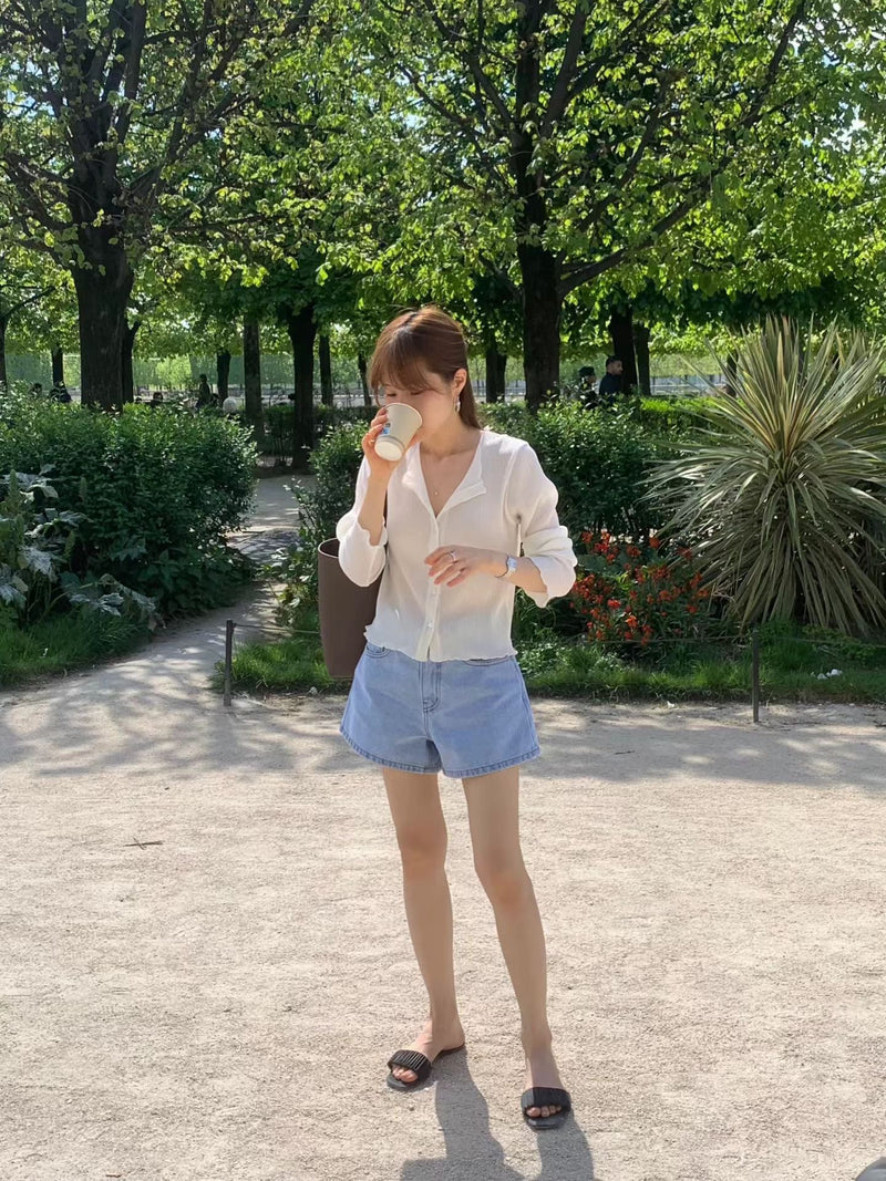 Light denim shorts