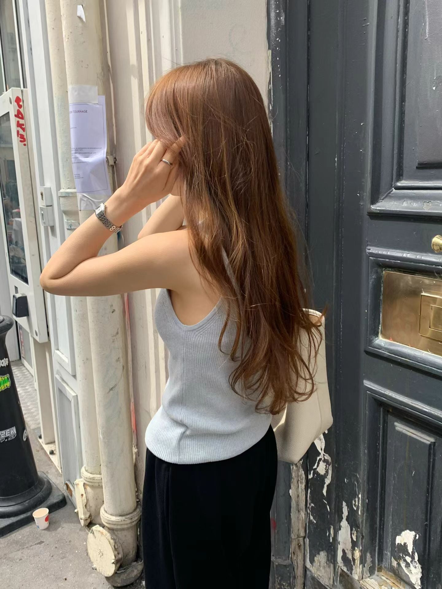 Low knit sleeveless