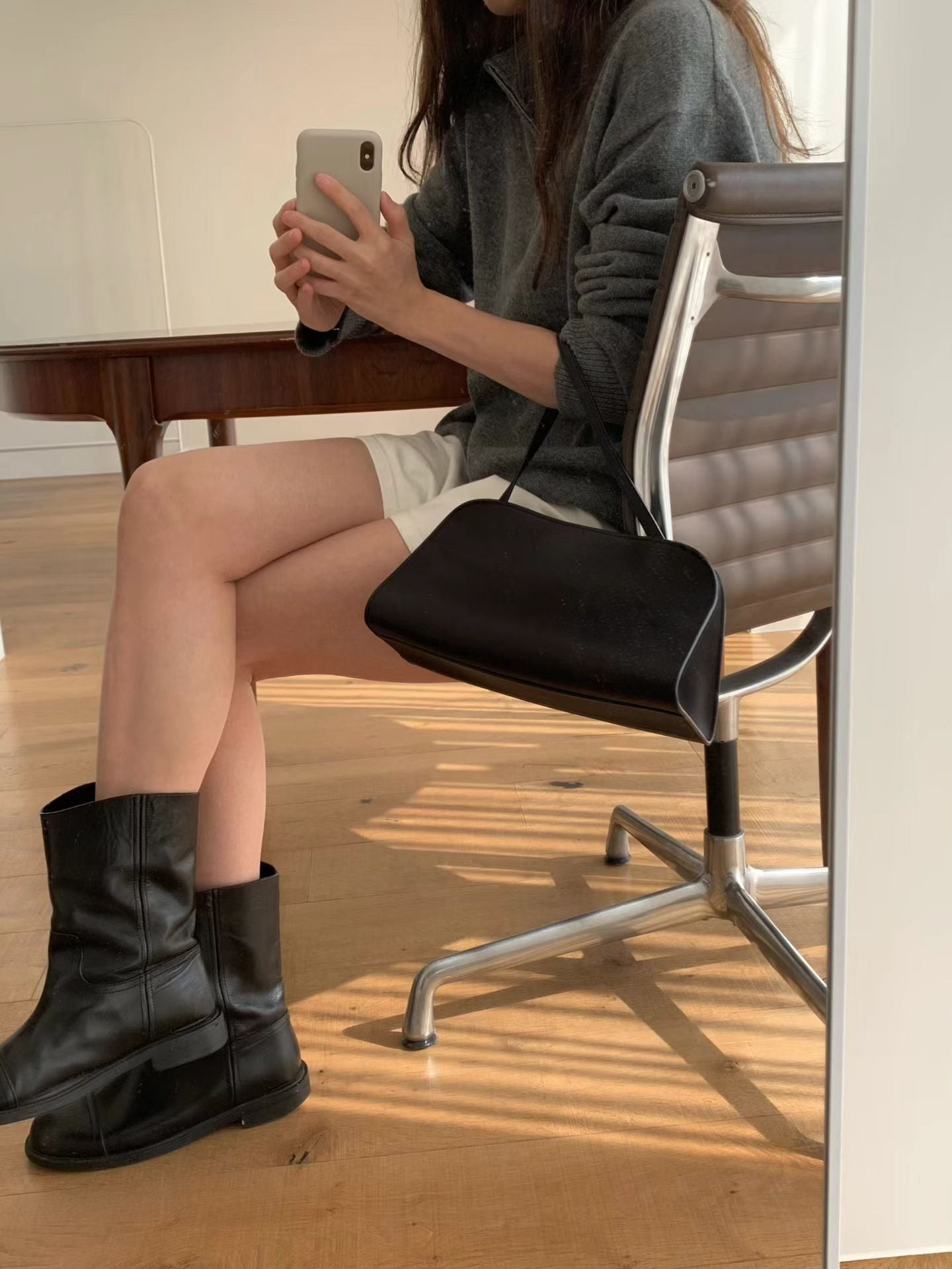 Row middle boots