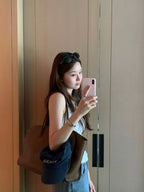 Lady sleeveless tee