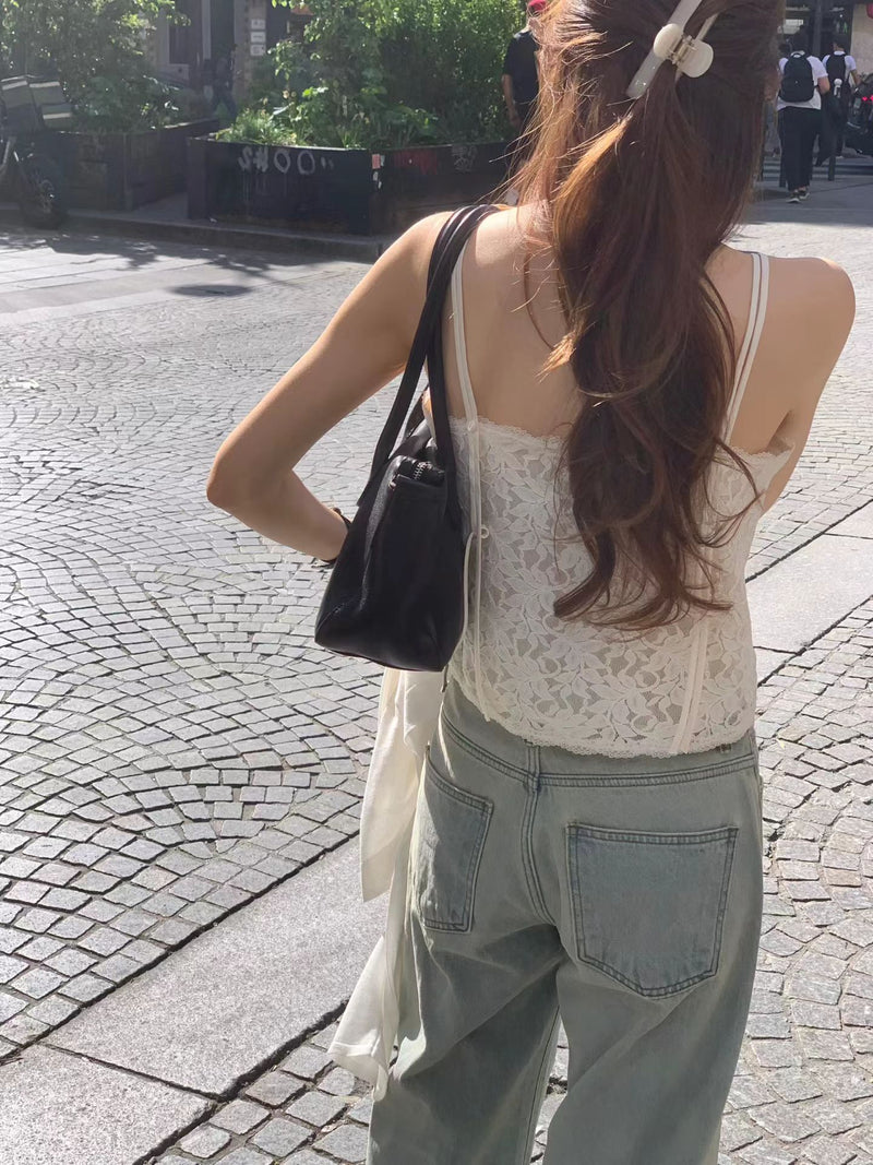 Wave lace blouse