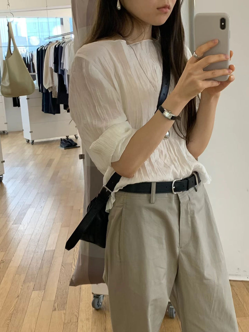 More wrinkle blouse