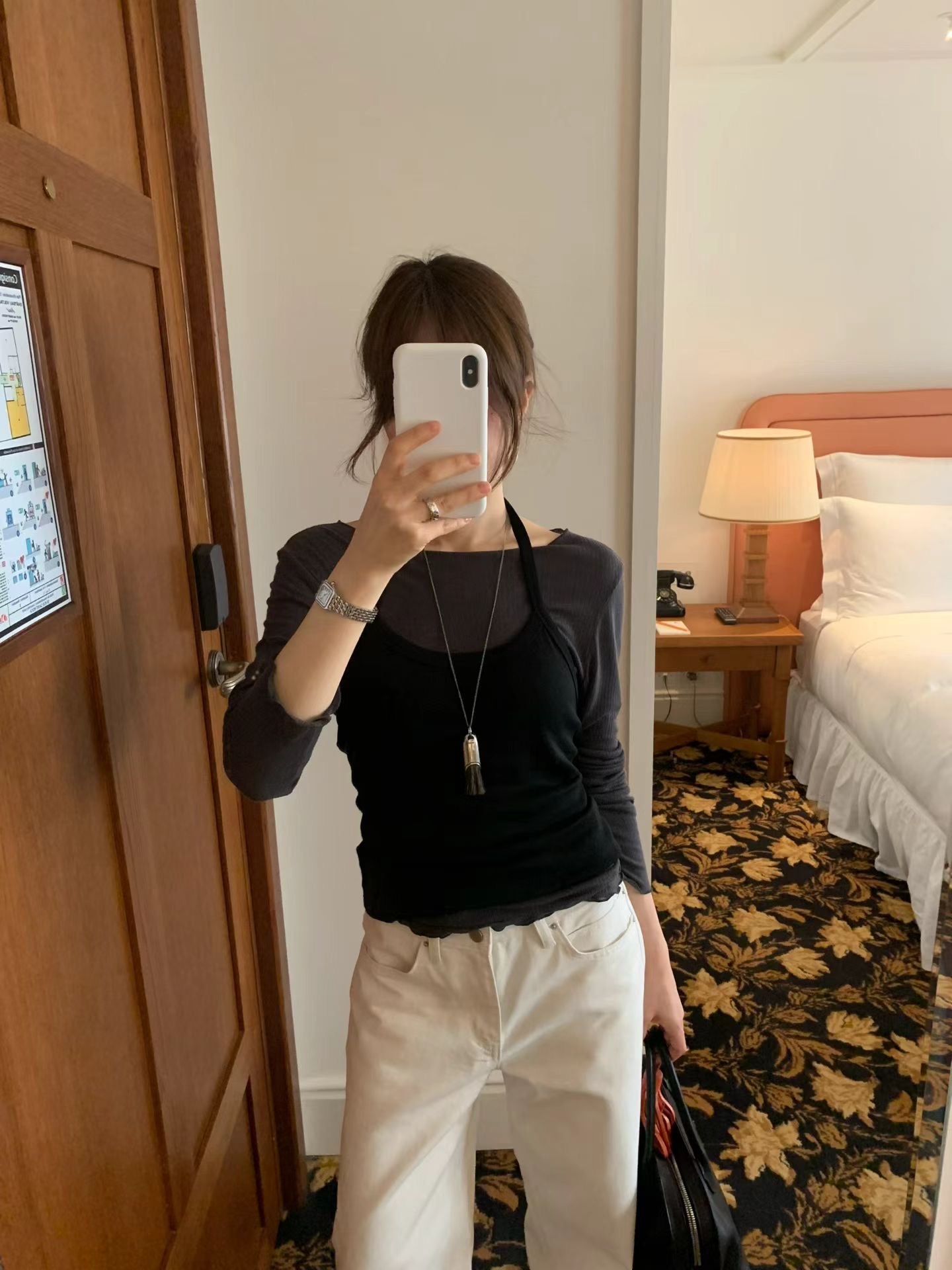 Log holter sleeveless tee