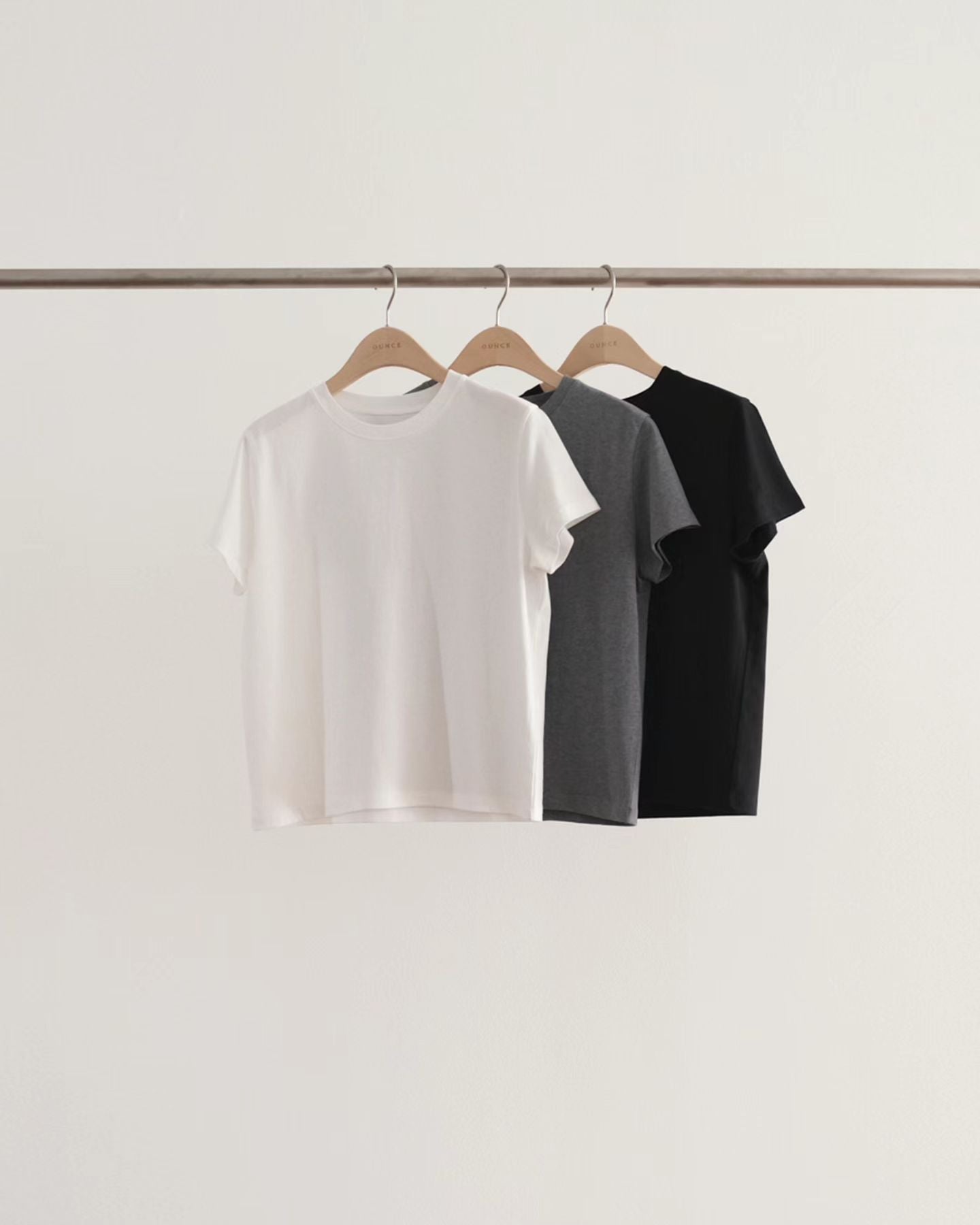 [Instock] Soy tee (ivory)