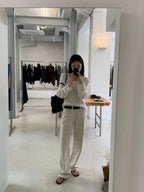 Lea v knit