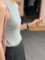 Low knit sleeveless