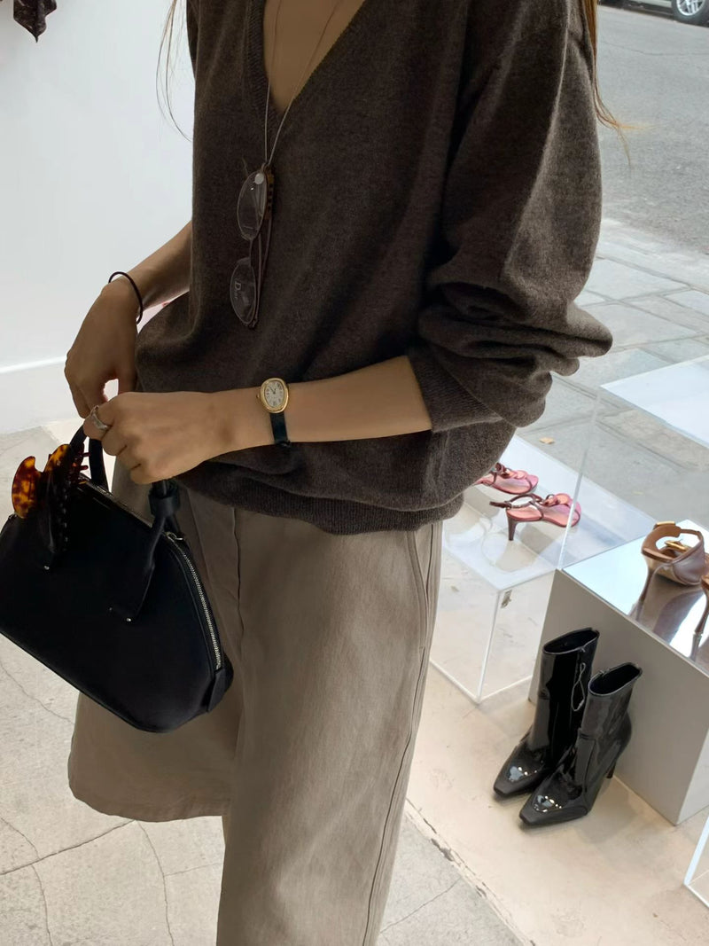 Ain v wholegarment knit