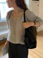 Lea v knit