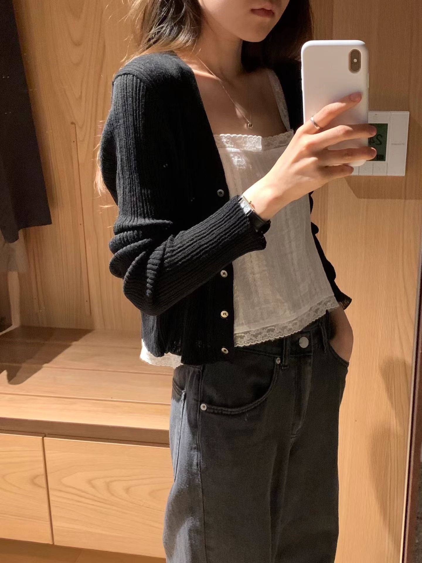 Ecru golgi v cardigan