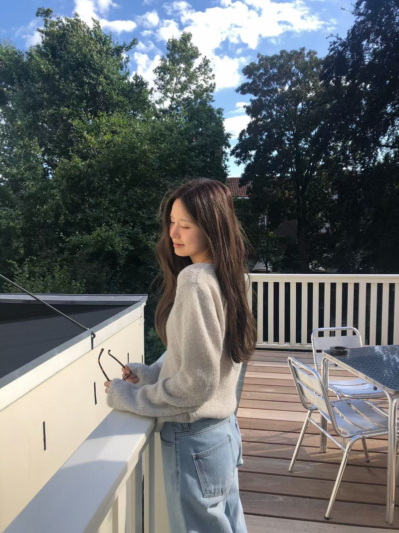 Lea v knit