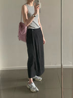 Low knit sleeveless