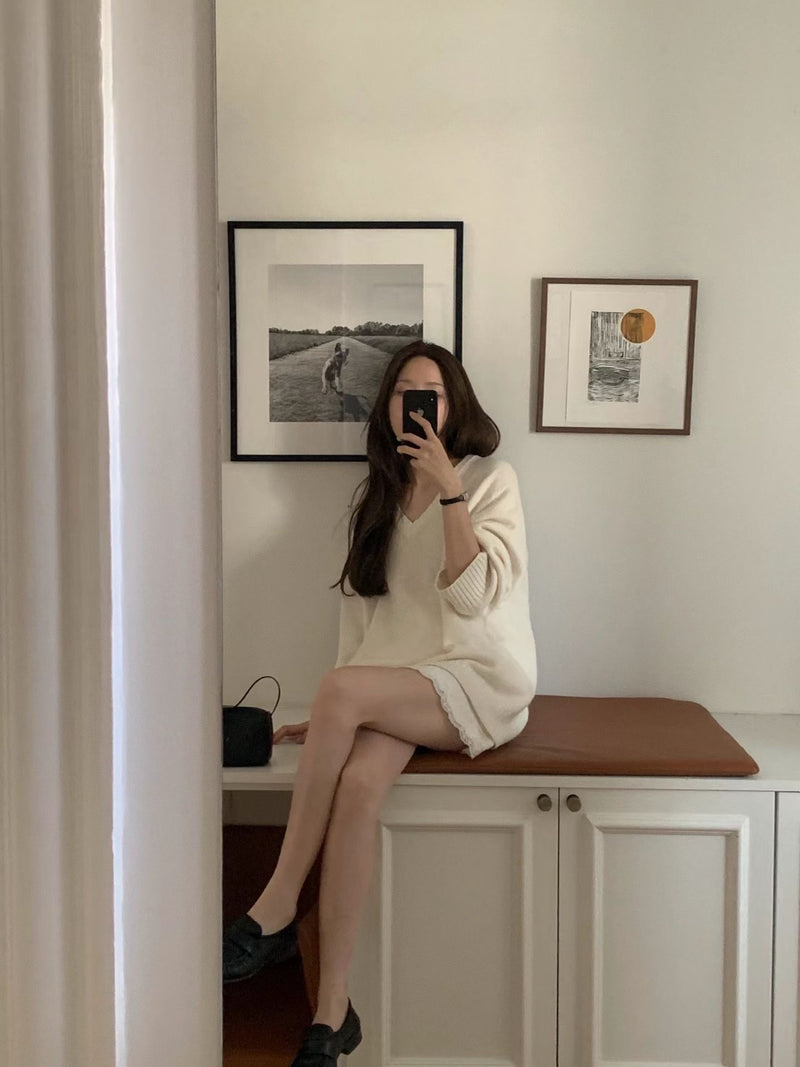 Satin mini lace skirt