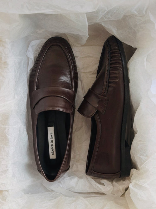 Classic shirring loafer