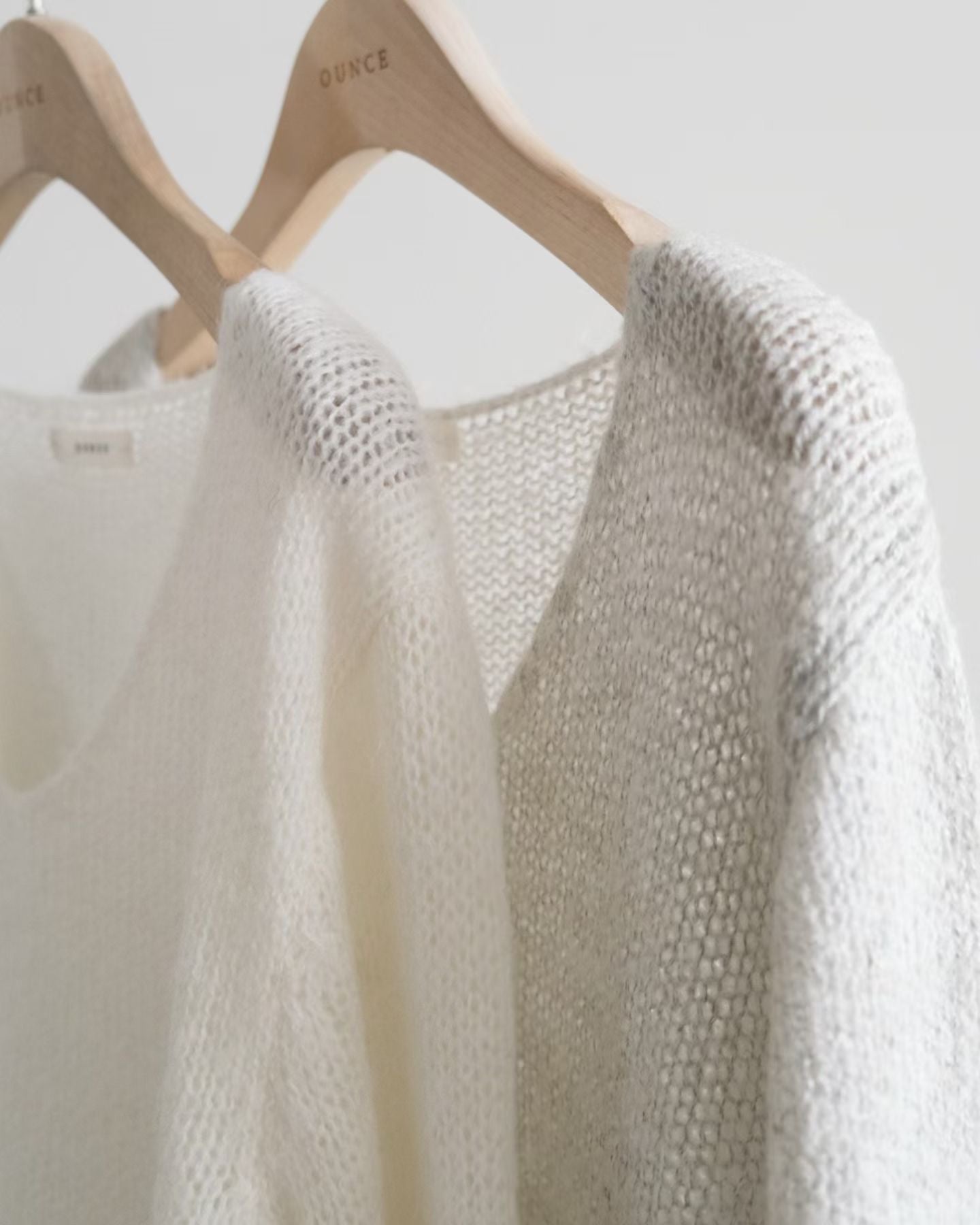 Lea v knit