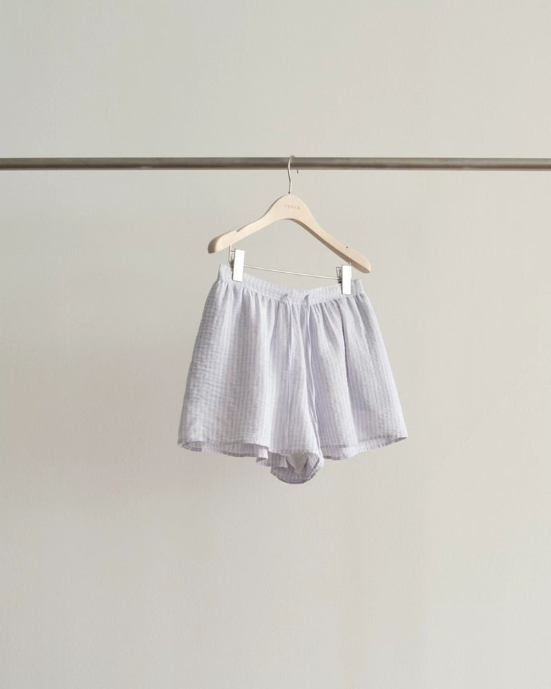 Line banding shorts