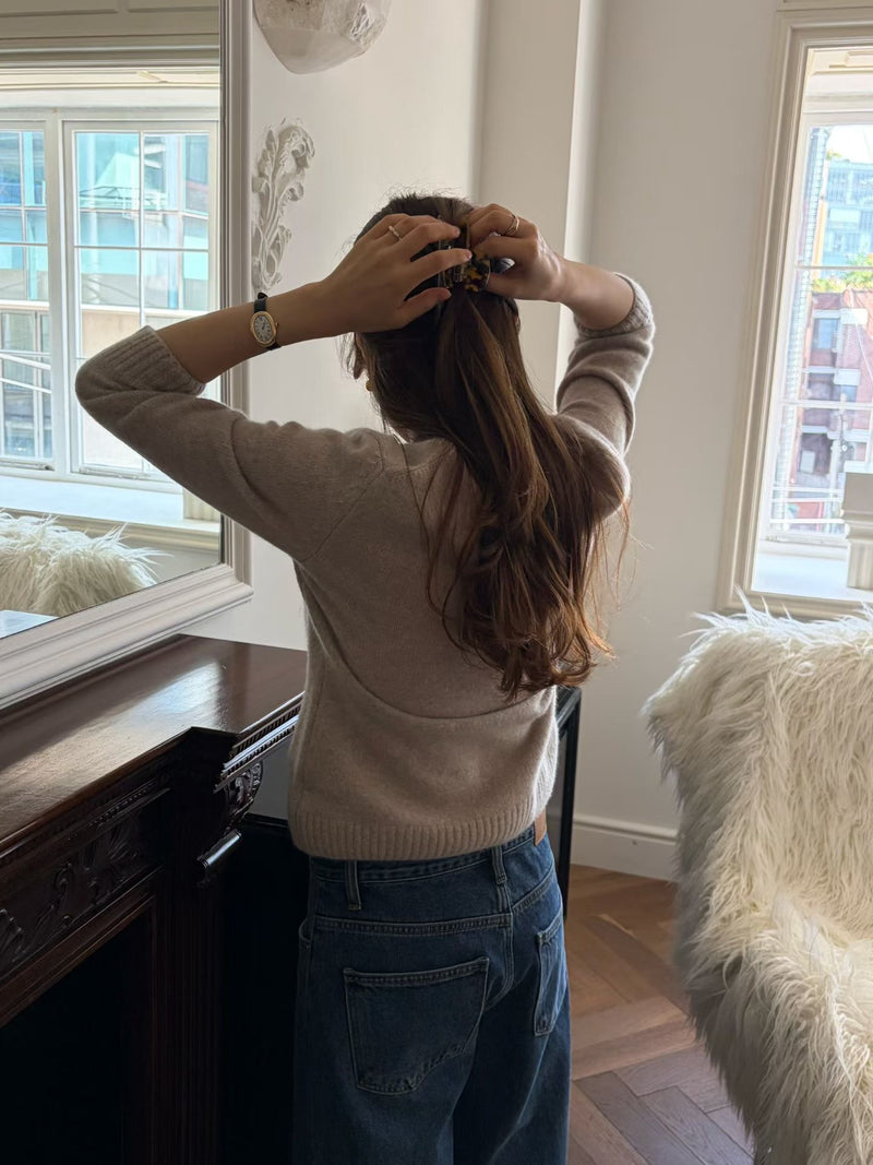 Luiet raccoon cashmere v knit