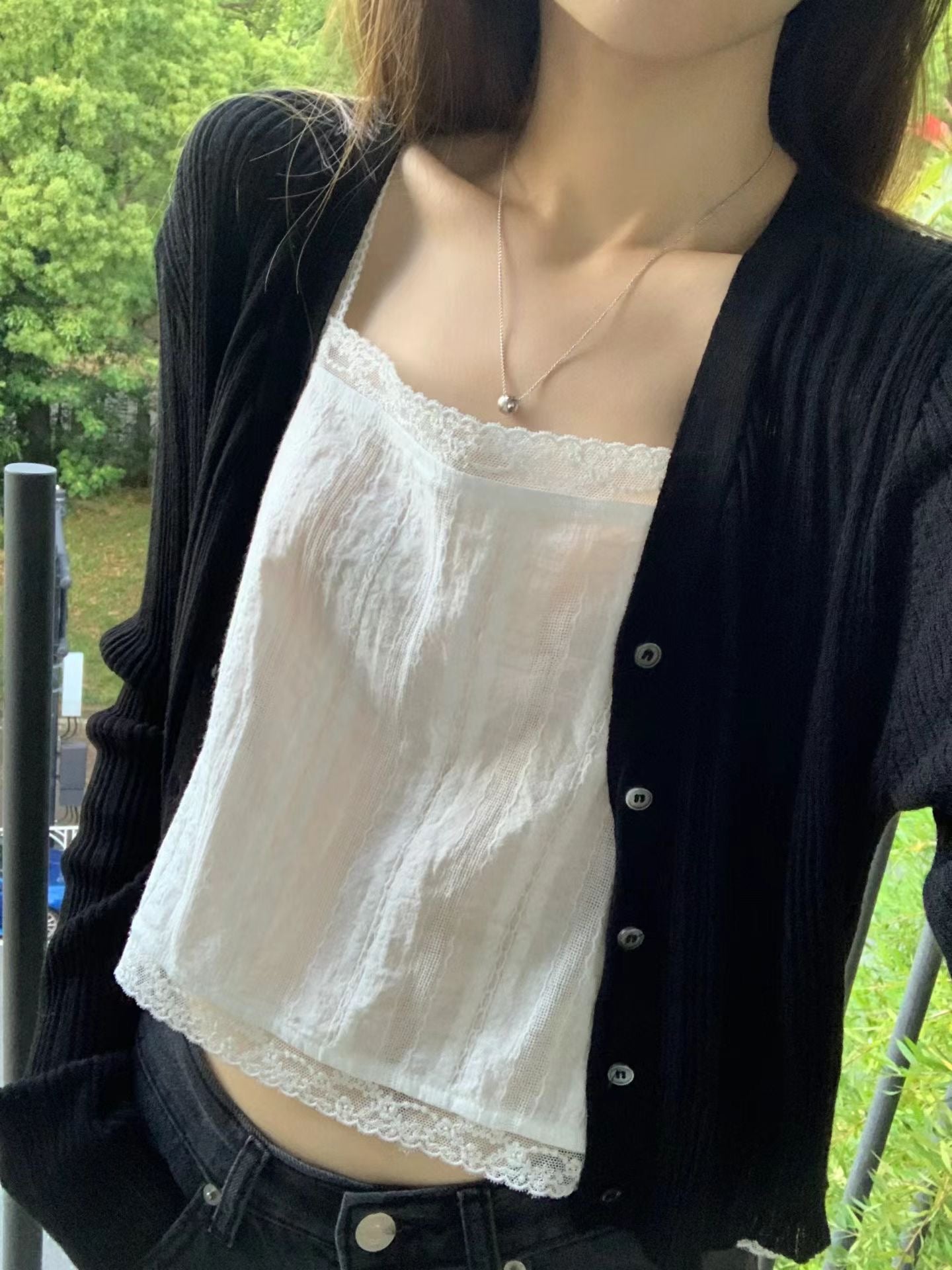 Ecru golgi v cardigan