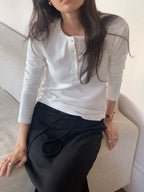 Move string skirt