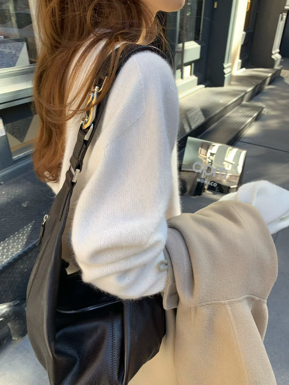 Raccoon v pullover knit