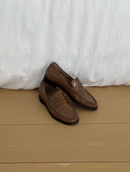 Glossy penny loafer