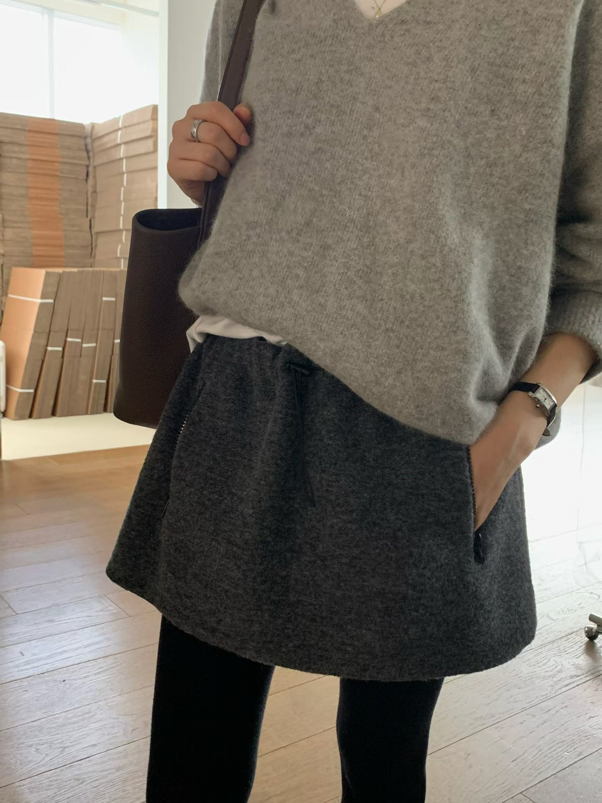 Wool boucle string skirt