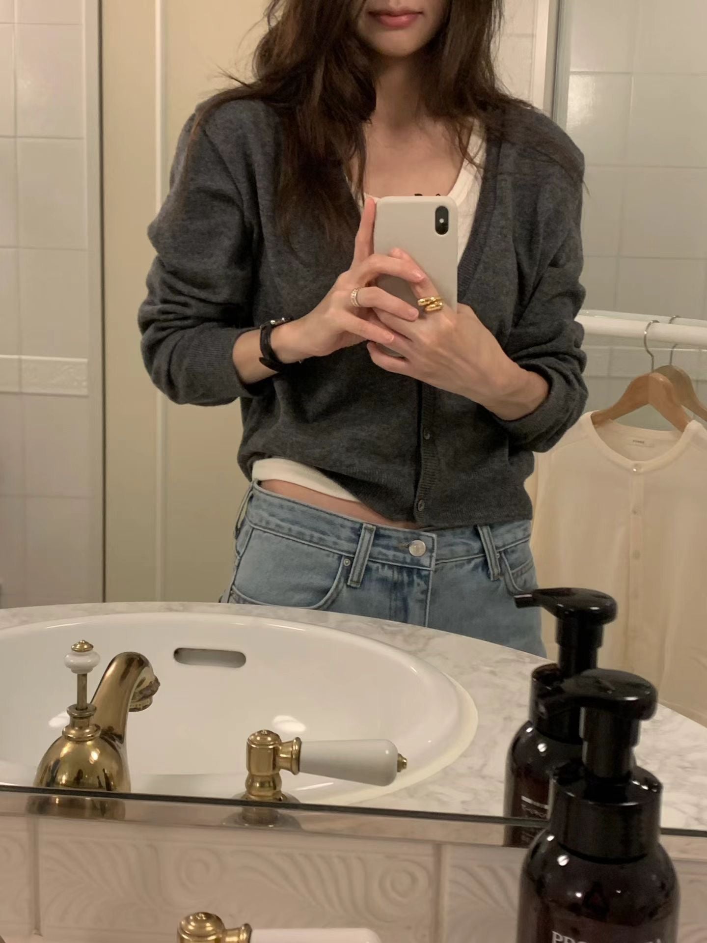 Mia deep v wholega cardigan