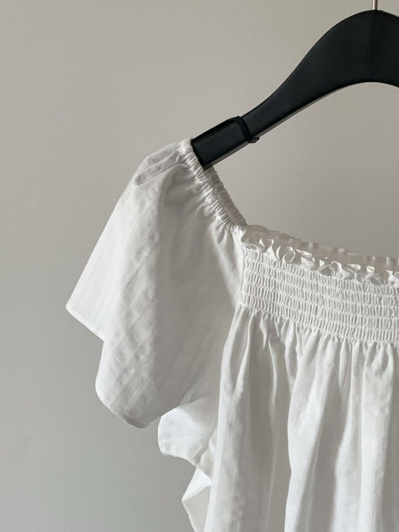 Shell shrring blouse