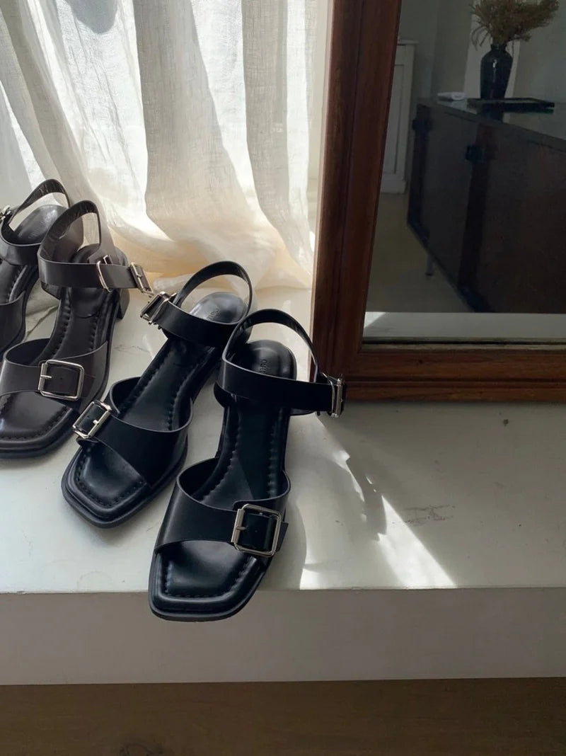 [sale] double buckle sandal (24.0)