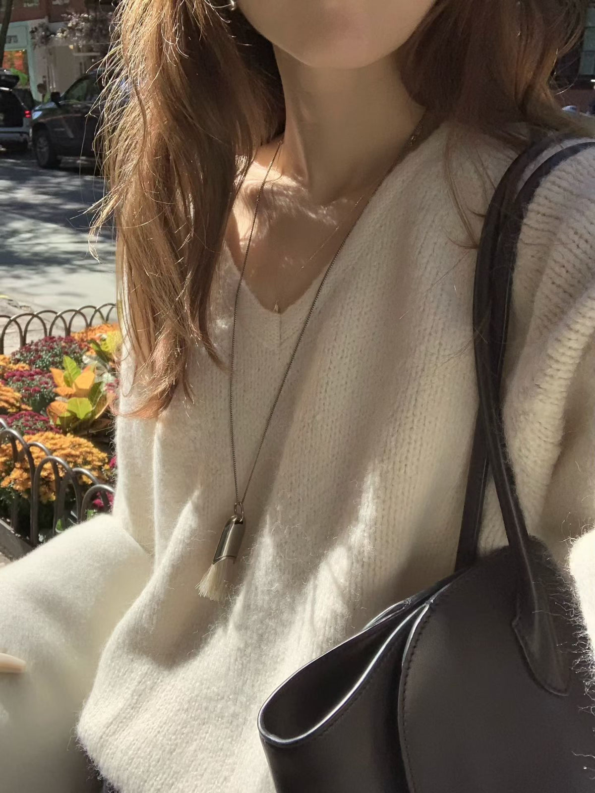 Lore wool v knit