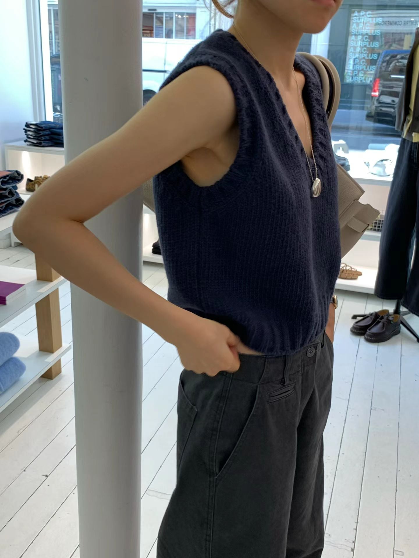 Cliff knit vest