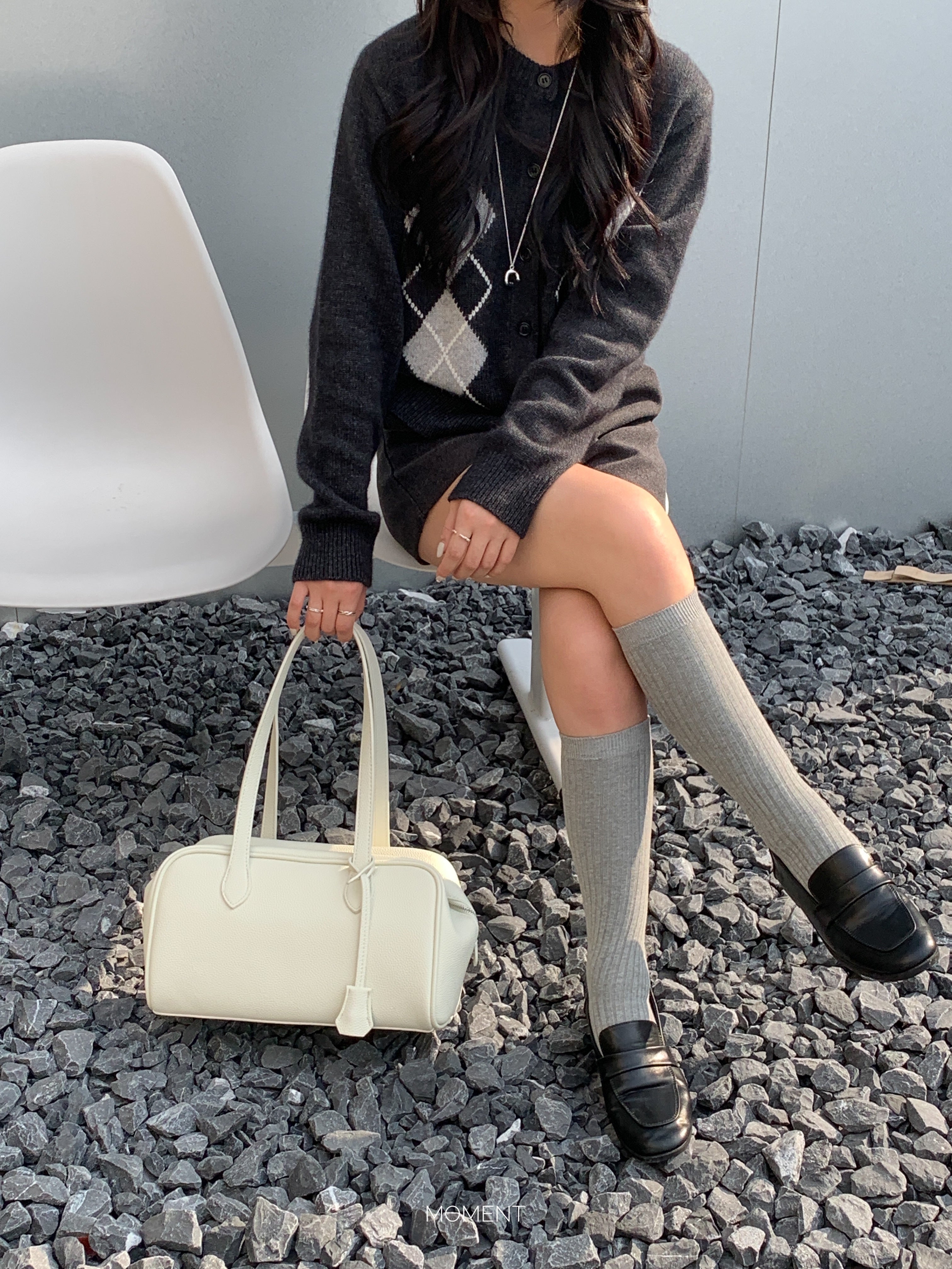 Bow shoulder bag