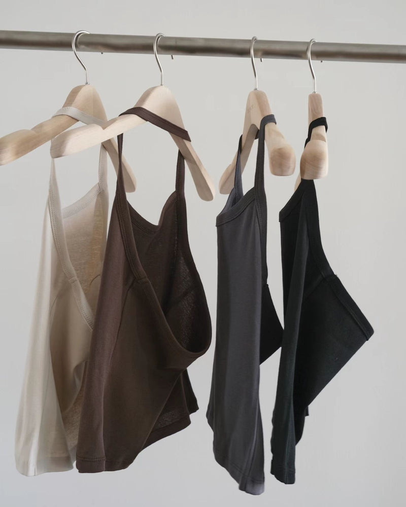 Log holter sleeveless tee