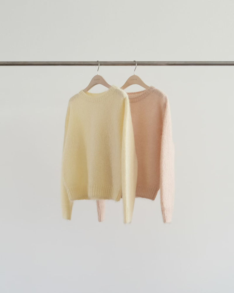 Roan mohair round knit