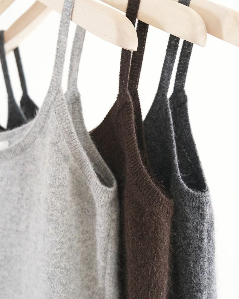 Layered raccoon sleeveless knit