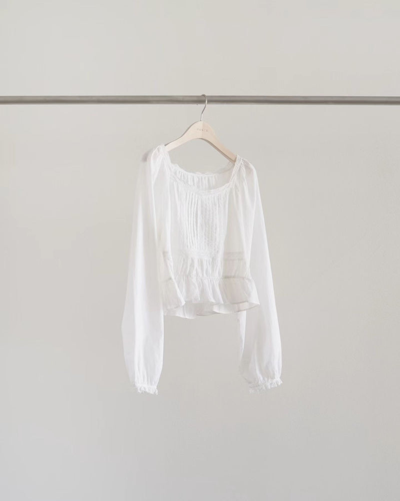Pintuck shirring blouse
