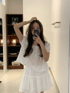 Trimming lace skirt