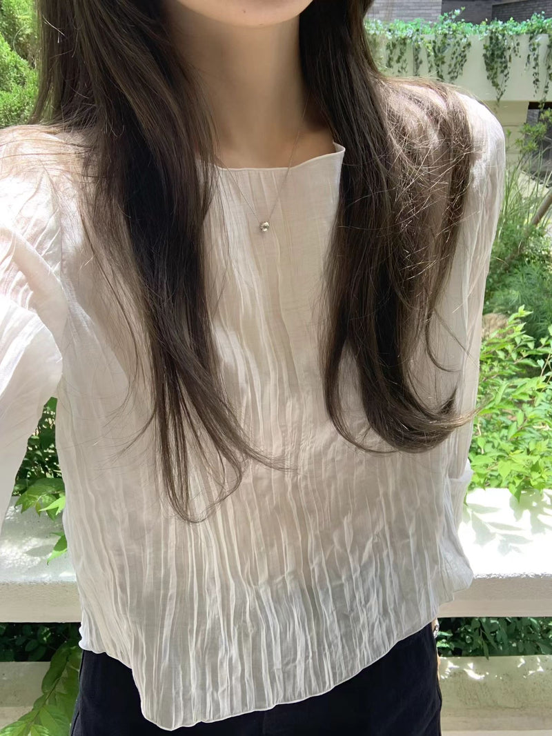 More wrinkle blouse