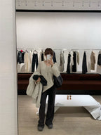 Lore wool v knit