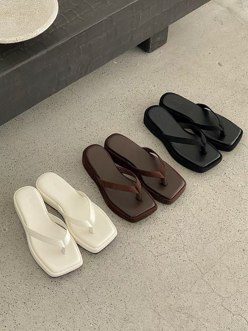 Mood square platform sandal