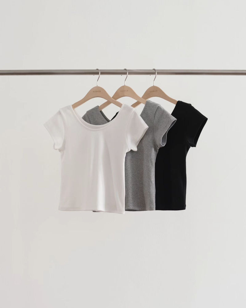 Golgi curve u-neck tee